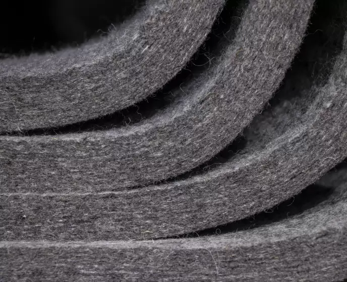 Vorschau für technische Filze als Meterware unterschiedlicher Dicke und Farbe als Beispiel hier in dunkelgrau Vorschau für technische Filze als Meterware unterschiedlicher Dicke und Farbe als Beispiel hier in dunkelgrau